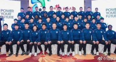 某网红教练带队踢中冠，小组出局，韭菜们竟然不喊主教练下课，哈哈哈哈哈哈