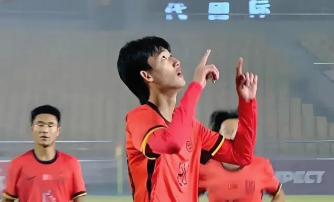 赵松源，爆火。这么踢下去，不敢想。